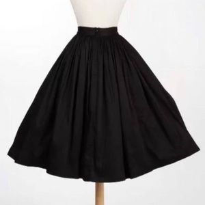 PUG Black circle skirt